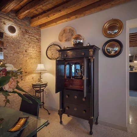 Cinqueteste Luxury Vendégház 2*