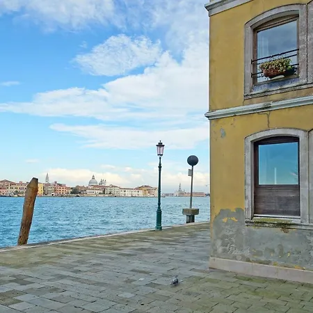 Dolcevita N 453 Canal View * Venice