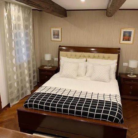 Casa Jaqueline Venice
