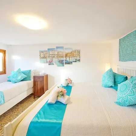 Apartment Campo San Polo Rialto Venice
