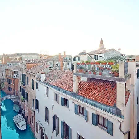 Campo San Polo Rialto Apartment *