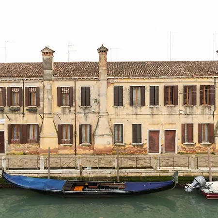 Tabacchi446 * Venice