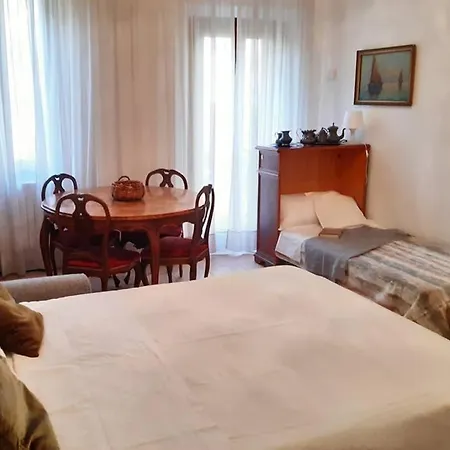 Casa Pusterla Venice