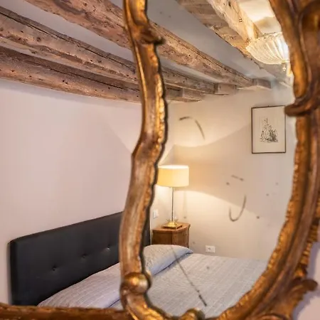 Apartment Andrea Flat 3rd Floor Venice