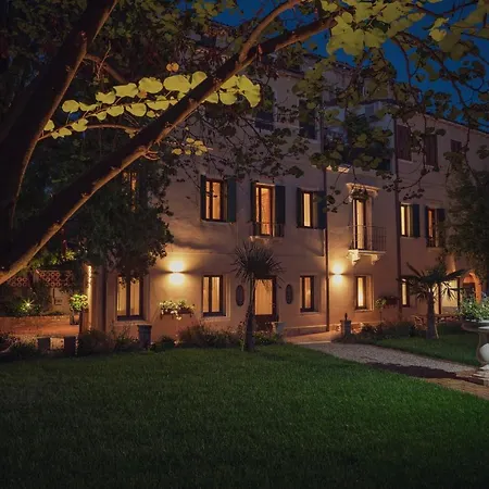 Guest house Cinqueteste Luxury Venice