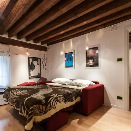 Apartment Bellissimo In Palazzo Storico