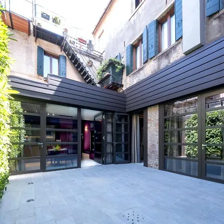 Aparthotel Poli Venice