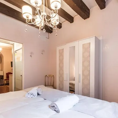 Residenza La Salute Apartment