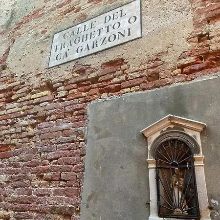 Apartment The Glamour Of San Marco Venice