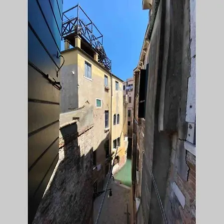At 1 Minute From San Marco Square Venice