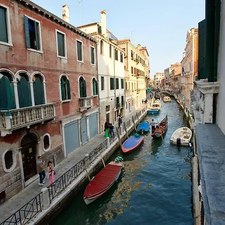 Gradenigo Apartment Venice