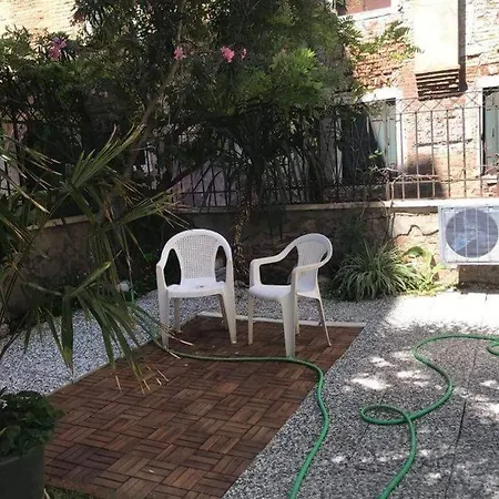 Residenza Oleandro Rosa Apartment *