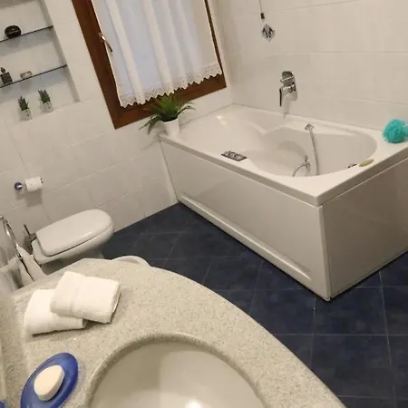 Ca Donzela Apartment *