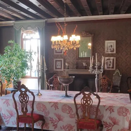 Charming Large Palazzo In Center For Up To 9 People Apartment