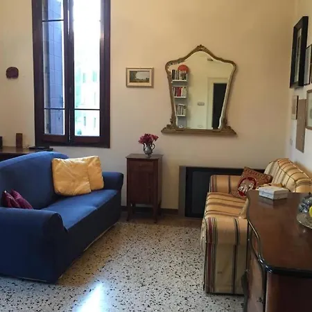 A Casa Di Claudia Apartment Venice