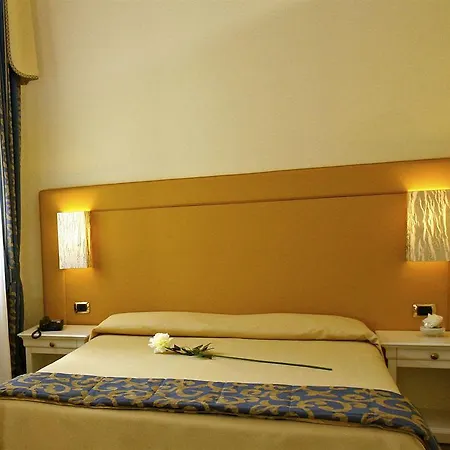 Ca' Bragadin E Carabba Pensión Venecia