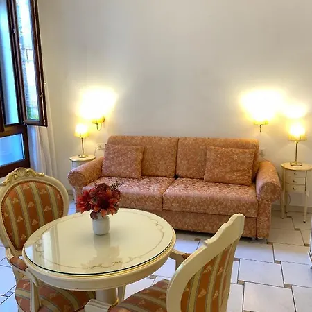 Rio Del Piombo Suites Apartmán Benátky
