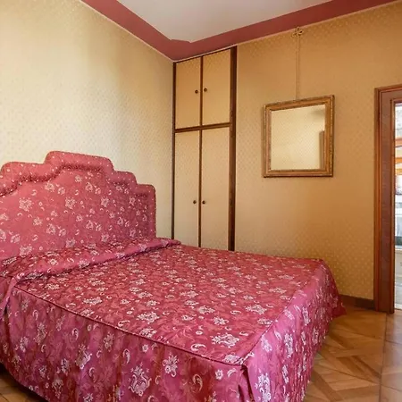 Giglio 2476 Apartamento *