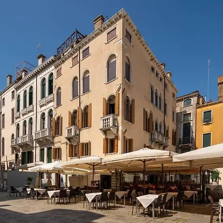 Giglio 2476 Apartamento