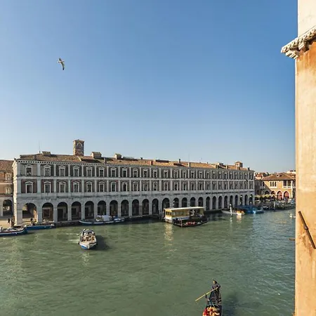 Apartment Ca' Pellegrini Luxury Grand Canal *