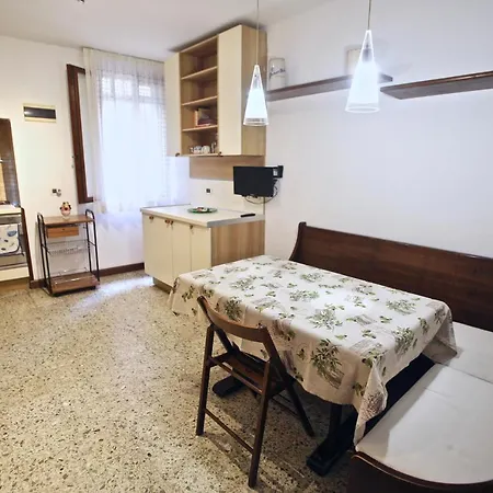 Ca Donzela Apartment *