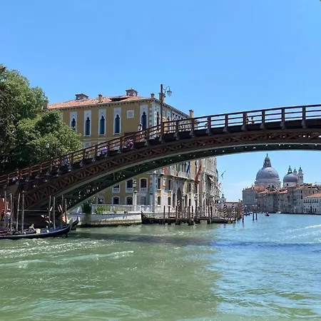 Ca' Romantica - Big At Accademia Venice