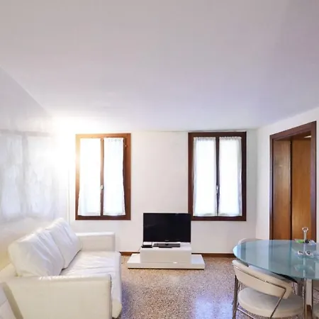 Residenza Ai Do Mori Apartment Venice