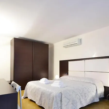Residenza Ai Do Mori Venice