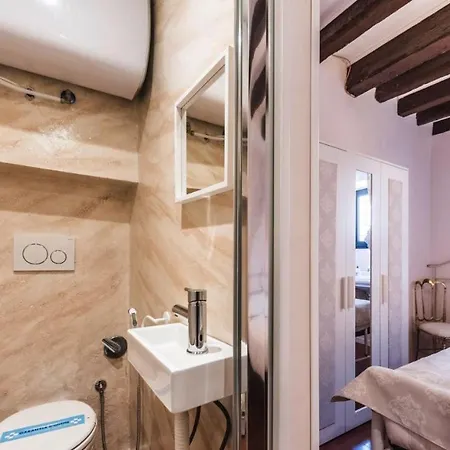 Residenza La Salute Apartment