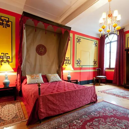Charming Large Palazzo In Center For Up To 9 People