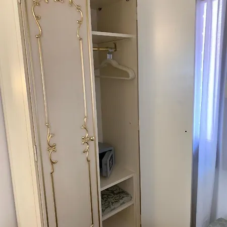 Rio Del Piombo Suites *