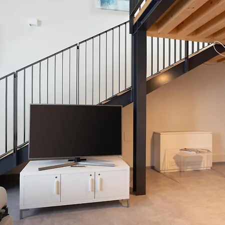 8 Loft ヴェネツィア