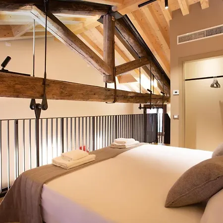 8 Loft * Venice