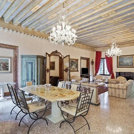 Doge Palace Luxury - Cannaregio Apartment Venice