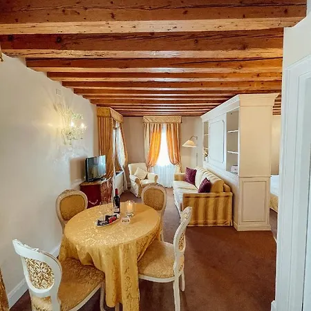 Apartment Ai Savi Di Venice