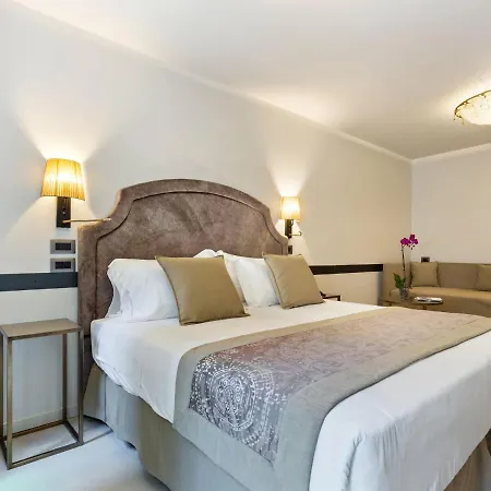 Brand New Boutique Apartment In The Heart Of Venice *