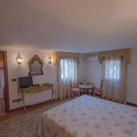 Apartment Ca' Pierre Venice