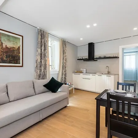 Apartment Bricola Biennale Venice