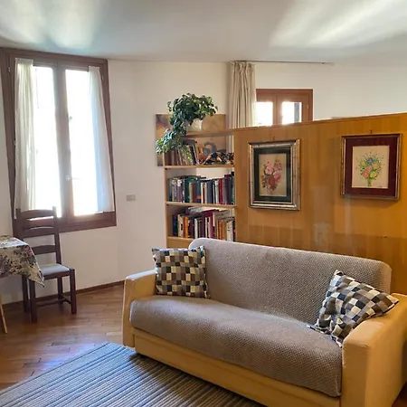 Apartment Appartamento San Marco *