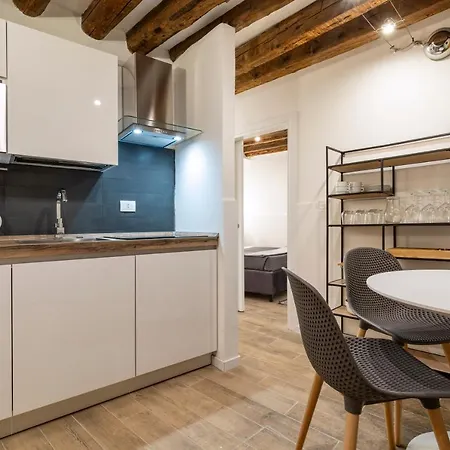 Apartment San Marco Pied-a-terre - Accademia By Wonderful Italy Venice