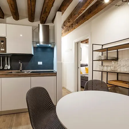 San Marco Pied-a-terre - Accademia By Wonderful Italy Apartment *