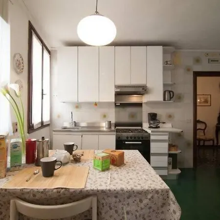 Ca' Vecchio Pozzo Apartment *