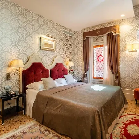 Moresco Venice