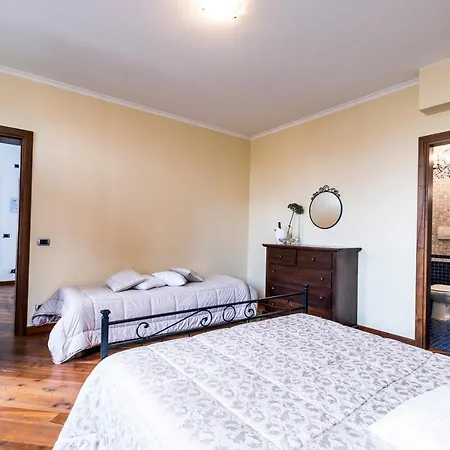 Corte Dei Miracoli Guest house 2*