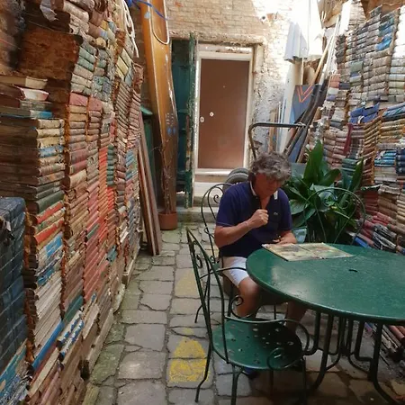 Bighouse Venice