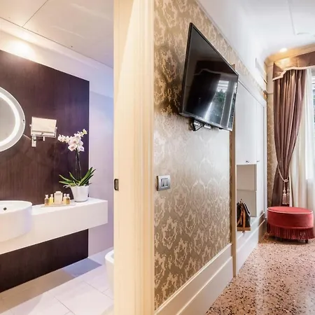 Moresco Hotel