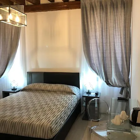 Marin Traghetto - Locazione Turistica * Venezia