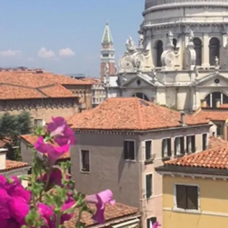 Dorsoduro Charme By Wonderful Italy * Venedig