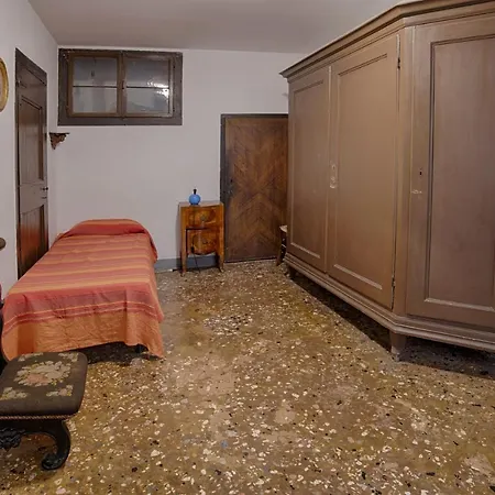 Vintage Apartment Venice