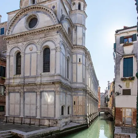 Perla Venice